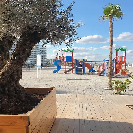 Teona 110 In Axxis Nova Apartment *