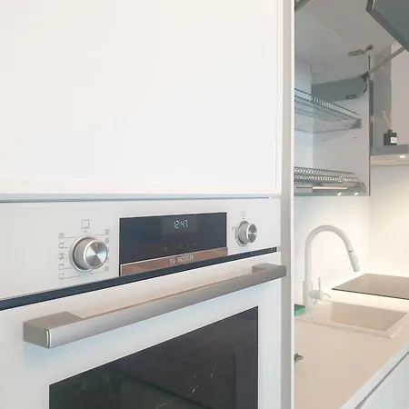 Teona 110 In Axxis Nova *